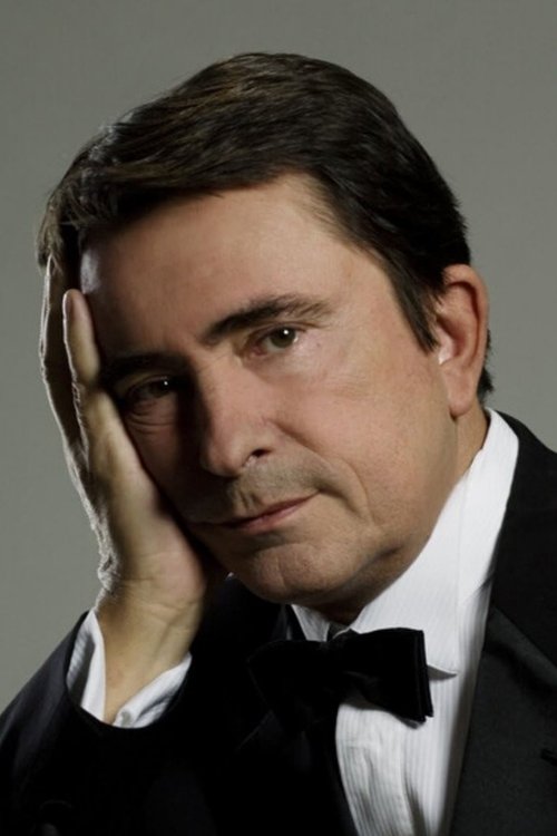 Milan 'Lane' Gutović as Sveštenik