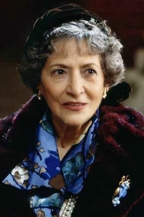 María Elena Flores as Remedios