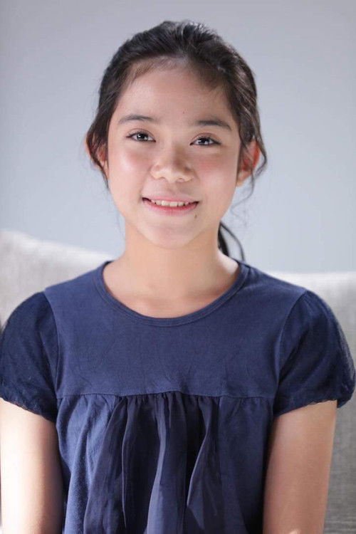 Zu Zue Honey Htwe as Wutt Hmone (young)