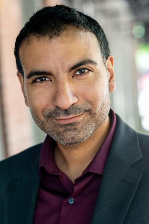 Martin Peña as Miguel Garza