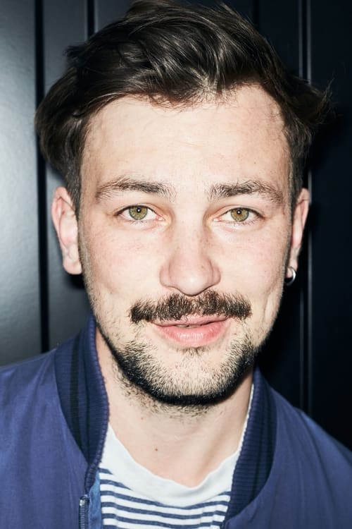 Sebastian Kempf as Hermann Esser