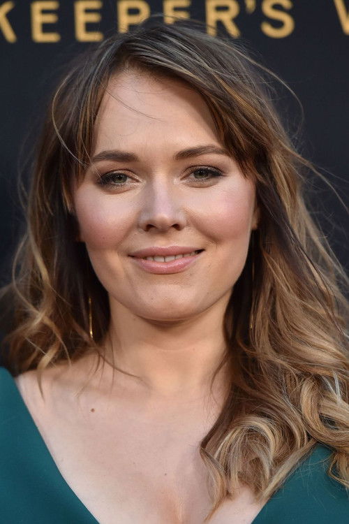 Magdalena Lamparska as Elka