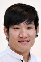 Nattapong Arunnate as Mik