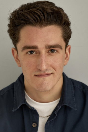 Zachary Branch as Jeff