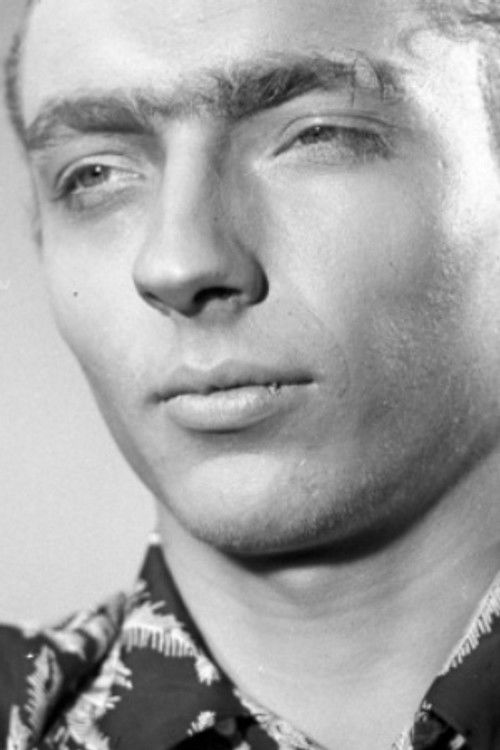 Tadeusz Morawski as Gang member