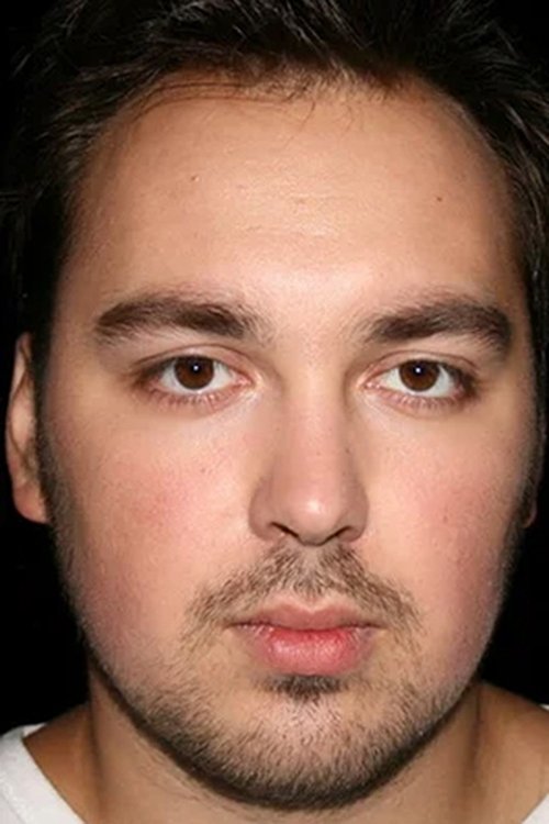 Igor Voynarovskiy as Bob