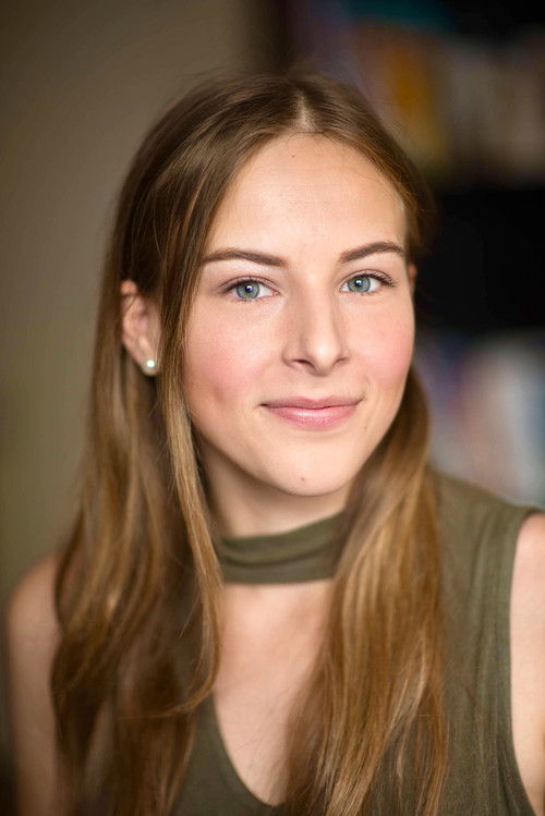 Brooklyn Wilde as Kate