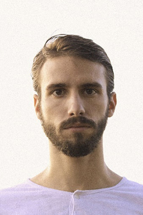 Anastasis Laoulakos as Vaggelis