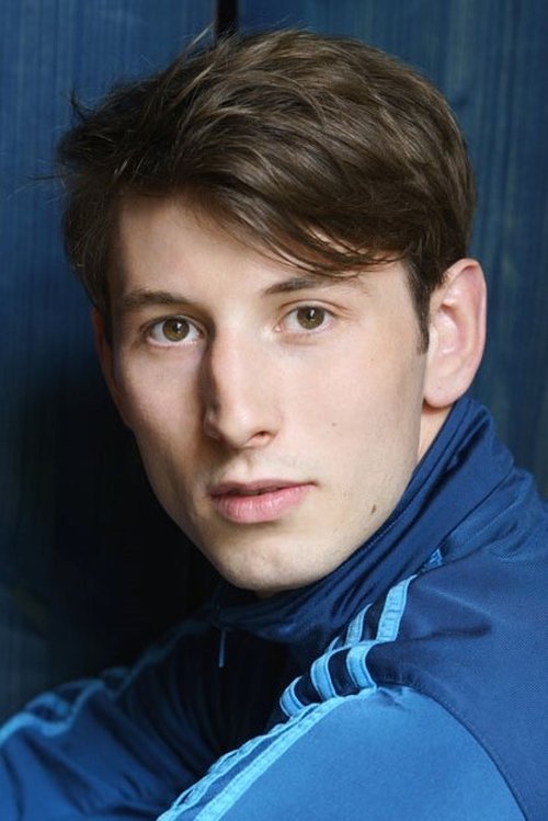 Hauke Petersen as Dennis