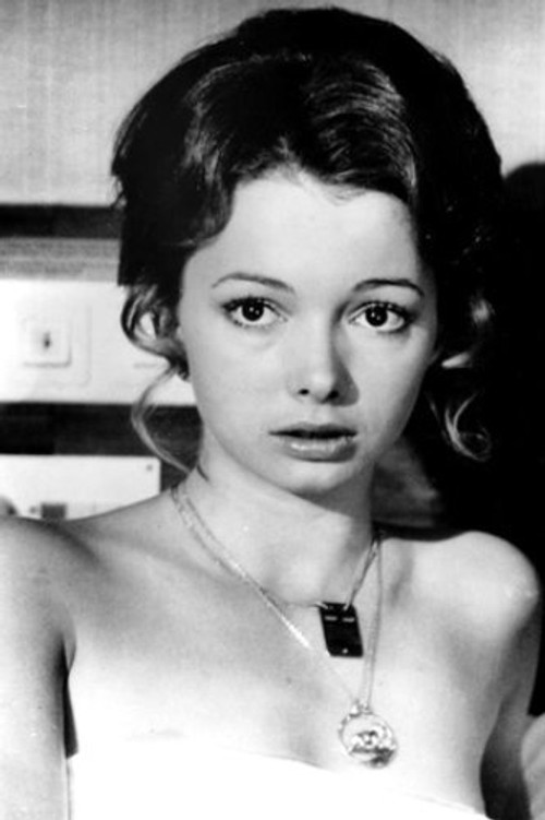 Pauline Challoner as Lara