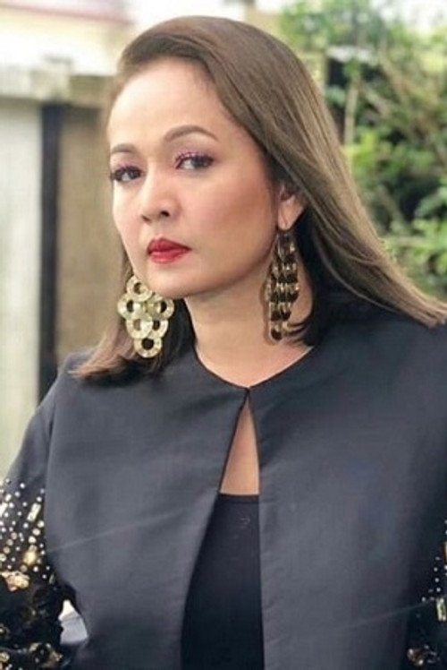 Jasmin Hamid as Wati