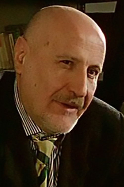 Giovanni Caruso as Vicedirettore