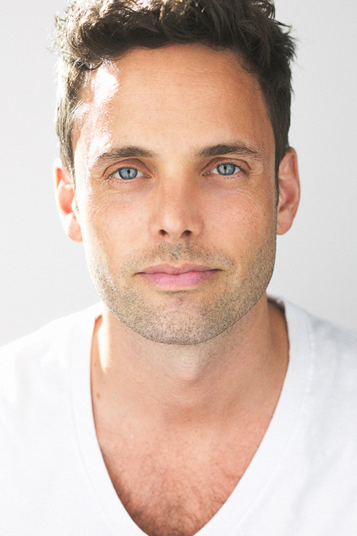 Justin Mortelliti as Zack