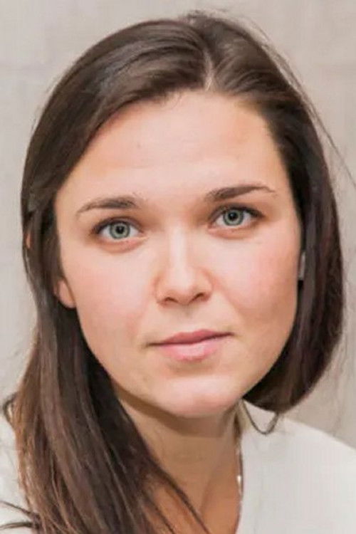 Clara Ellegaard as Mor som ung