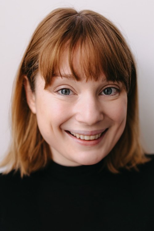 Lucie Ingrová as Karolína (27)