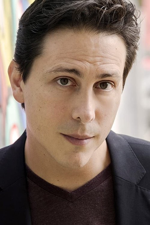 Álvaro Flores as Cartel Man