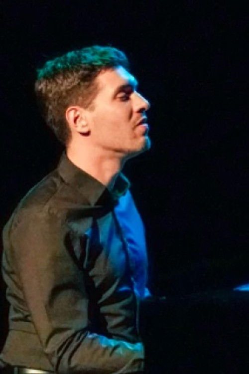 Tom Dicke as himself