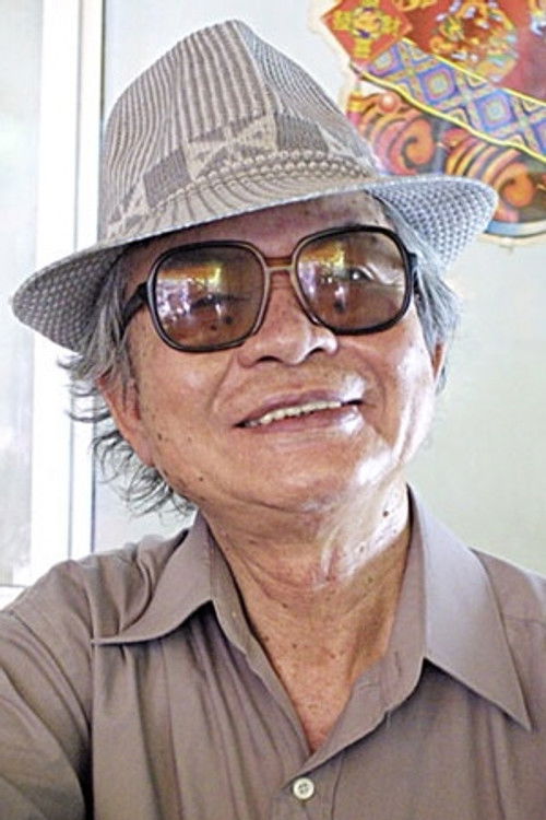 Trịnh Mai as Chủ quán thắng cố