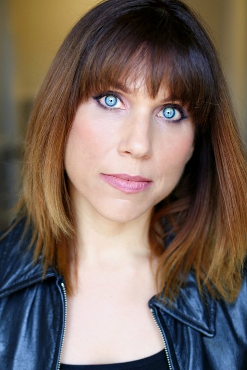 Erin Muir as Elecktra Le Strange