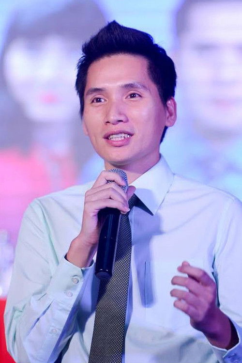 Quốc Khánh as Self - Host