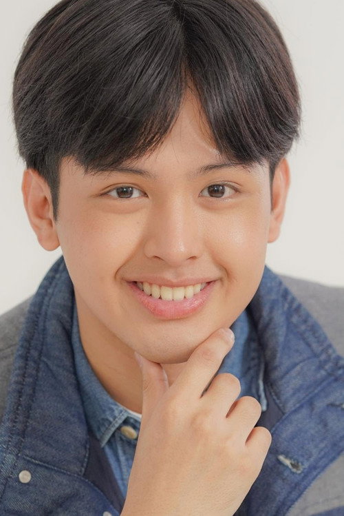 Aidan Veneracion as Young Simon