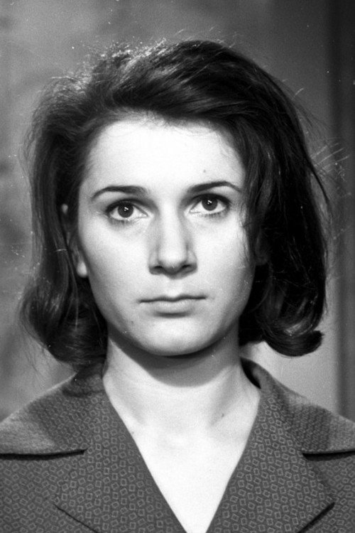 Elżbieta Gaertner as Grandmother (voice)