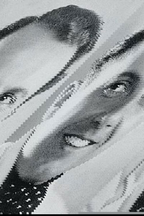 André van Gyseghem as Oblensky