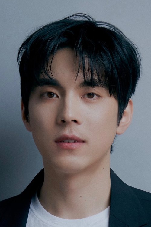 Hong Isaac as Tae-il