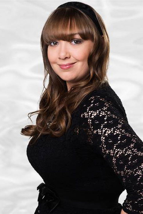 Ellinore Holmer as Katarina