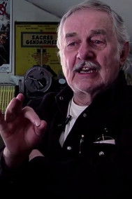 Bernard Launois as (uncredited)