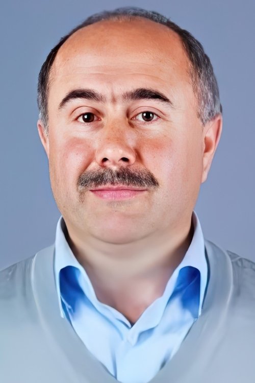 Yıldıray Yıldızoğlu as Lokman