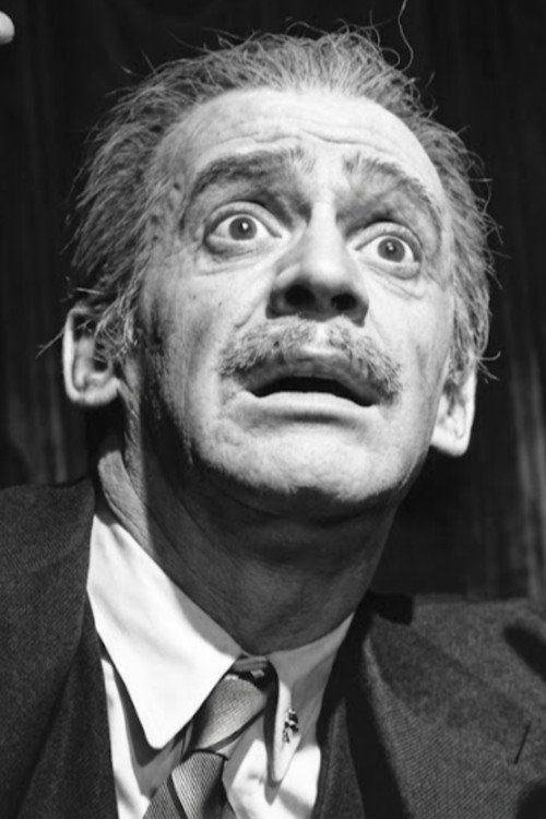 Freddy Kleemann as Bob Santini