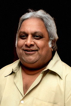 Ramkumar Ganesan as Akash