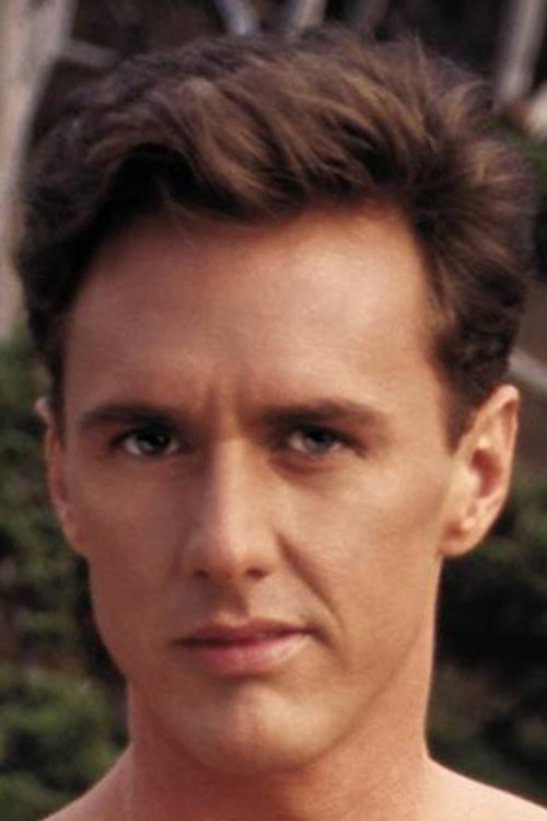 Greg Ross as "Scandal Magazine" Reporter