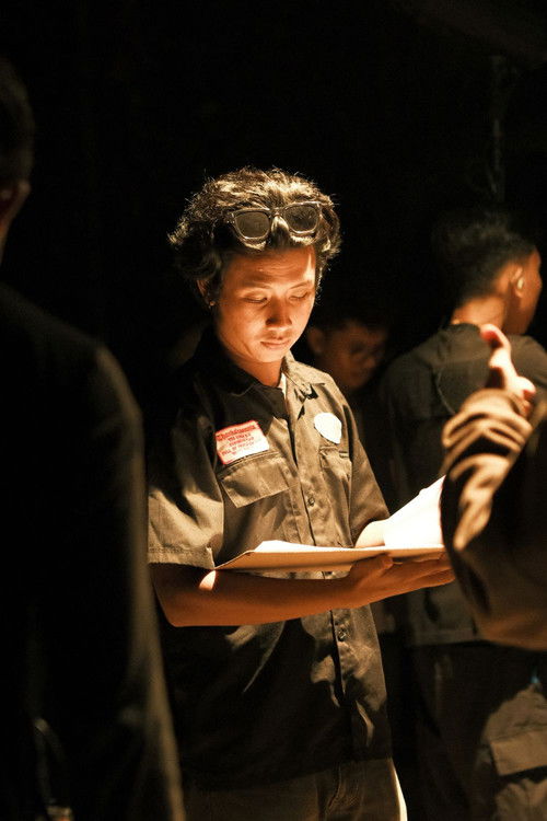 Jovi Hilal as Anak Tongkrongan