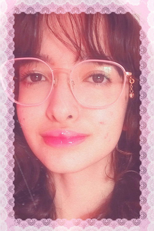 Larissa Jorge De Moraes as Tudo