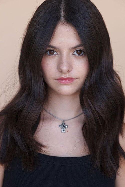 Lindsey Lamer as Lexi Summers