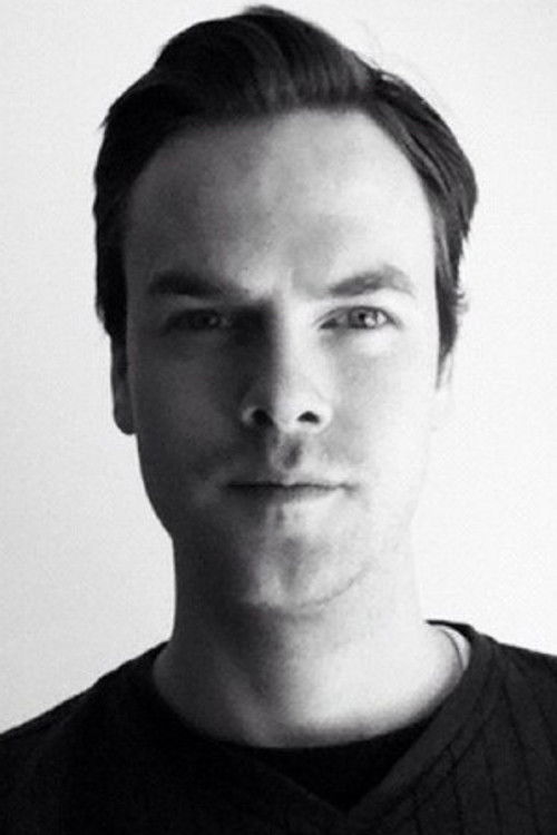 Justin L. Cook as Mental Patient