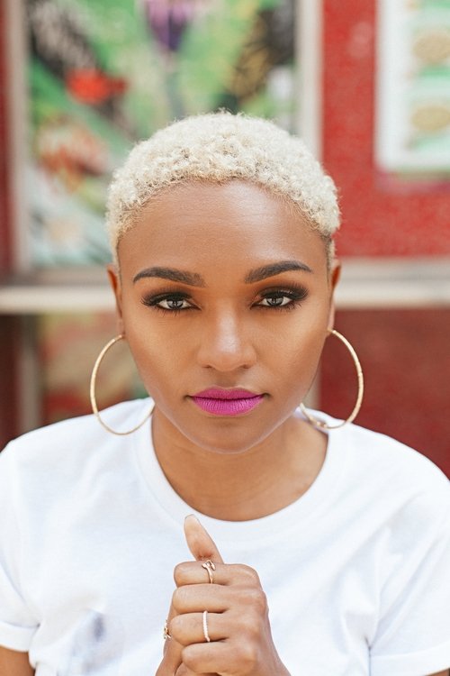 Lauren 'Lolo' Spencer as Daphne