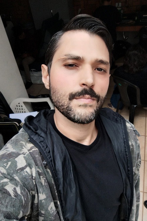 Luciano Matricardi as Alfredo