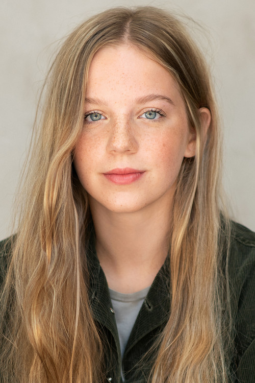 Laurence Deschênes as 