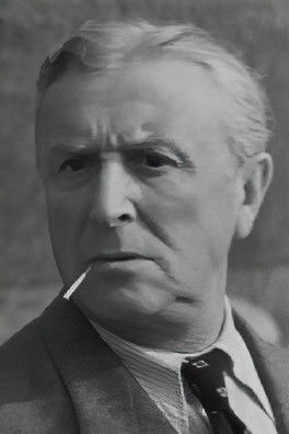 Paul Ollivier as Paul Imaque, l'oncle