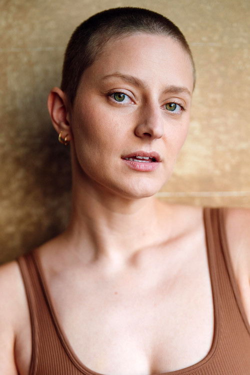 Sydney Rose Walker as Amy Taylorson