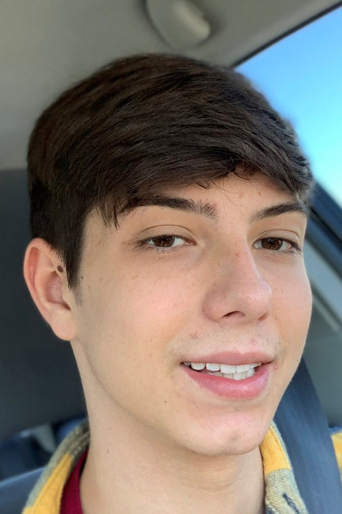 Sebastian Fox as (archive footage)