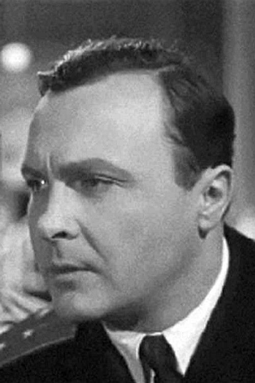 Aleksandr Kholodkov as спортивный работник