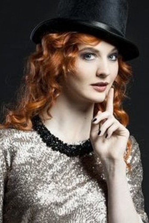 Aistė Lasytė as Laumė 1