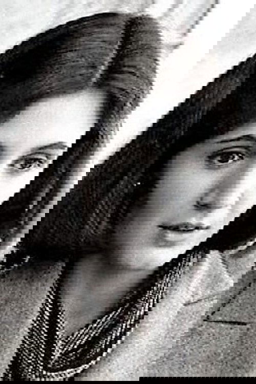 Virginia Mataix as Novia (segment "El vil metal")