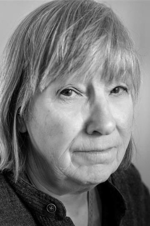 Janie Booth as Mabel