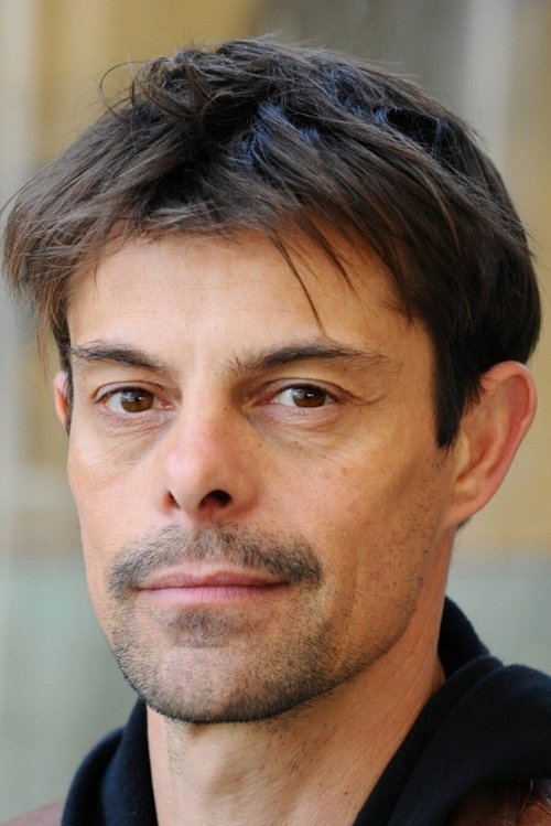 Laurent Giroud as Le père