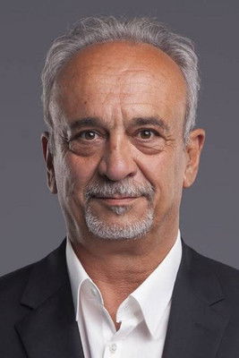 Sadi Tekelioglu as Aicha's Father